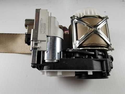 MERCEDES-BENZ Seat Belt Pretensioner Retractor Part #A25186076868P19