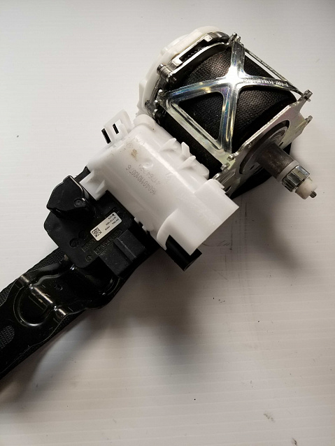 MERCEDES-BENZ E-Class (2017-2019) Seat Belt Pretensioner Retractor Part #A21386057009C94