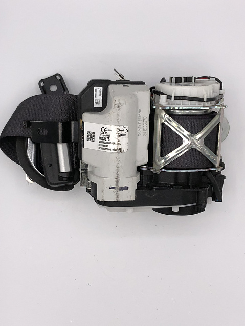 Cadillac CT6 (2018) Seat Belt Pretensioner Retractor Part #84003976