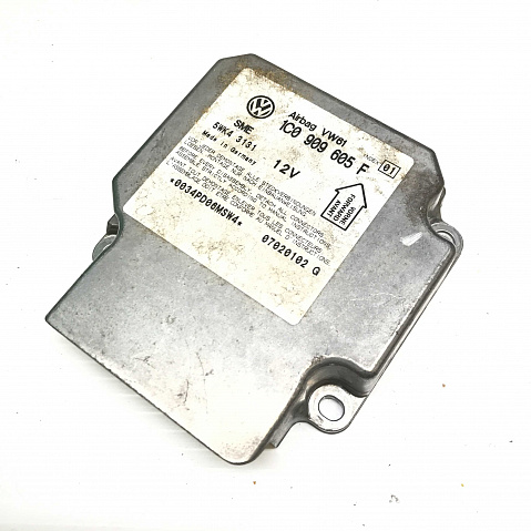 VOLKSWAGEN JETTA SRS Airbag Computer Diagnostic Control Module PART #1C0909605F