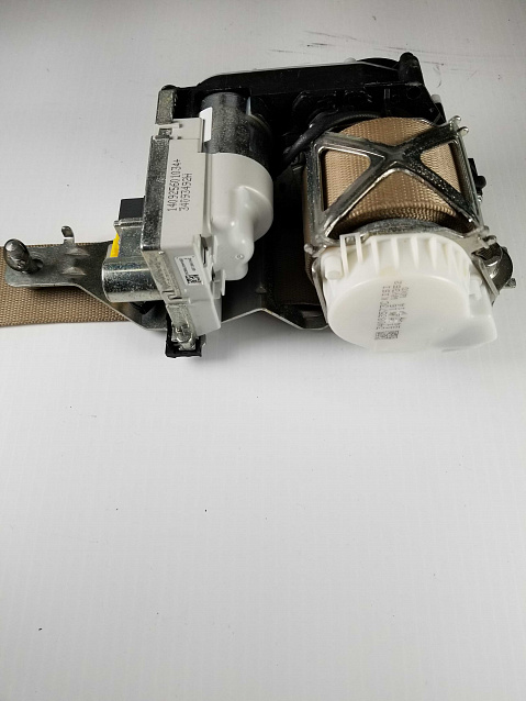MERCEDES-BENZ GL /GLE / GLS/ ML (2012-2019) Seat Belt Pretensioner Retractor Part #A16686038868P19