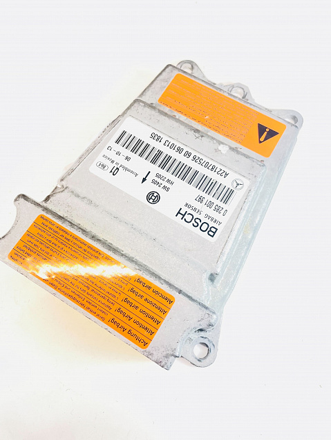 MERCEDES-BENZ C350 SRS Airbag Computer Diagnostic Occupant Control Module Part #0285001897