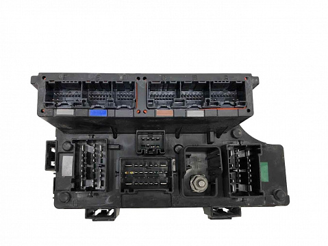 Dodge 1500 2014-2014  Totally Integrated Power Module (TIPM) Repair