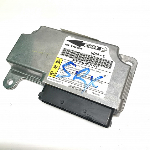 CADILLAC SRX SRS SDM DERM Sensing Diagnostic Module - Airbag Computer Control Module Part #25824648