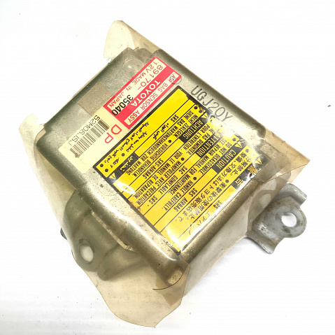TOYOTA 4 RUNNER SRS Airbag Computer Diagnostic Control Module Part #8917035040