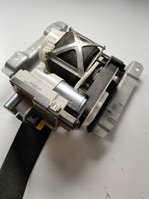 MERCEDES-BENZ R-Class (2011-2026) Seat Belt Pretensioner Retractor Part #A25186078869C94