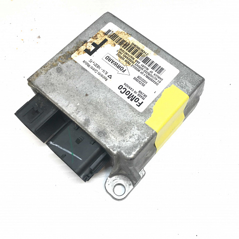 LINCOLN NAVIGATOR SRS (RCM) Restraint Control Module - Airbag Computer Control Module PART #8L1414B321FC