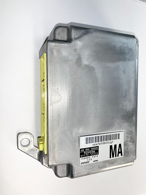 TOYOTA 4 RUNNER SRS Airbag Computer Diagnostic Control Module Part #8917035222