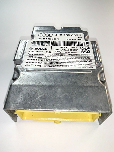 AUDI A6 SRS Airbag Computer Diagnostic Control Module Part #4F0910655M