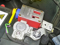 Mercedes-Benz CLS63 2005-2024 (C257) Positive Battery Overload Crash Pyro-Fuse Disconnect Terminal Repair