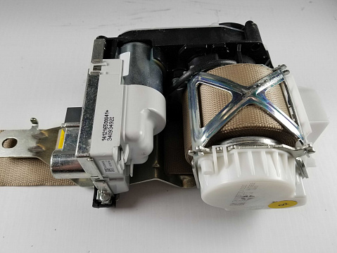 MERCEDES-BENZ GL / GLE / GLS / ML (2012-2019) Seat Belt Pretensioner Retractor Part #A16686016008P19
