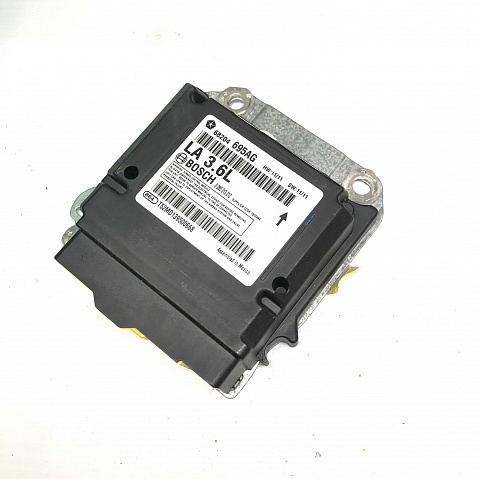 DODGE CHALLENGER SRS ORC ORM Occupant Control Module - Airbag Computer Control Module Part #68204695AG
