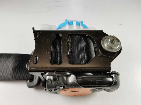 MERCEDES-BENZ GLA (2015-2020) Seat Belt Pretensioner Retractor Part #A15686003859C94